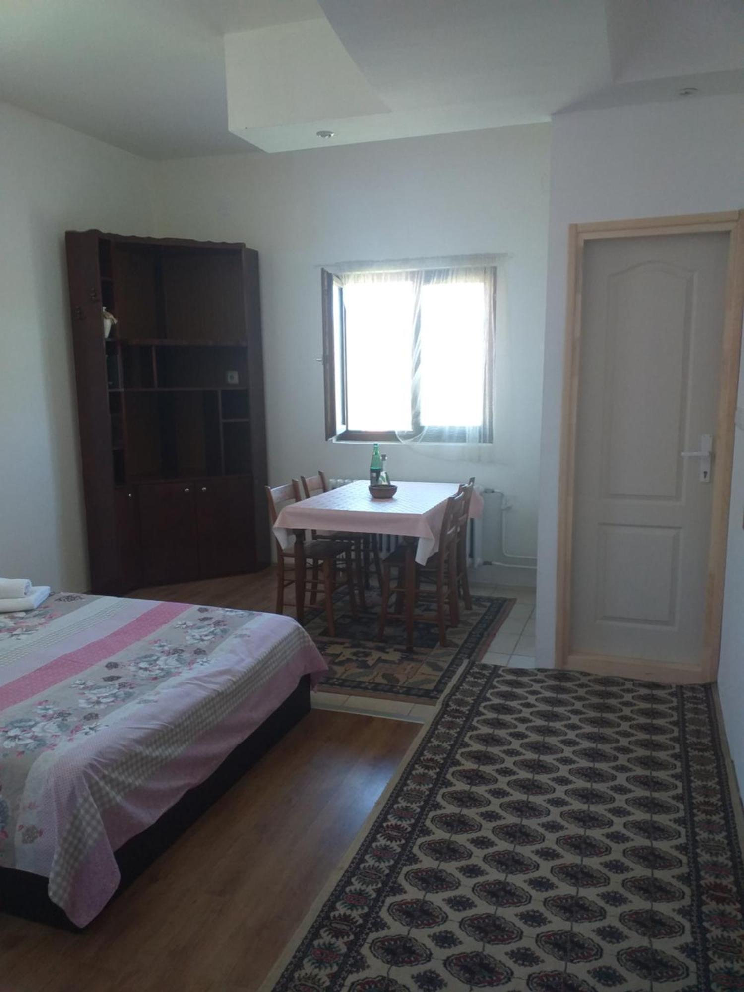 Apartman Milica Kremna Zimmer foto